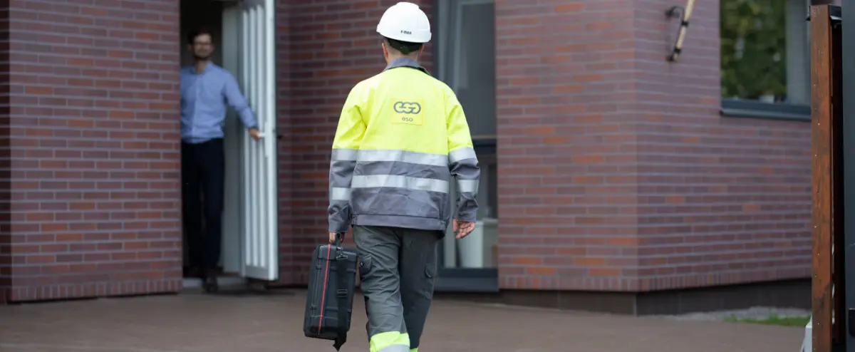 ESO perspėja: elektrikų vardu gali naudotis sukčiai