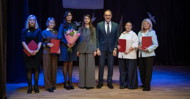 Šaltinių progimnazijos 50-mečio šventė: tradicijos, prisiminimai ir bendrystė