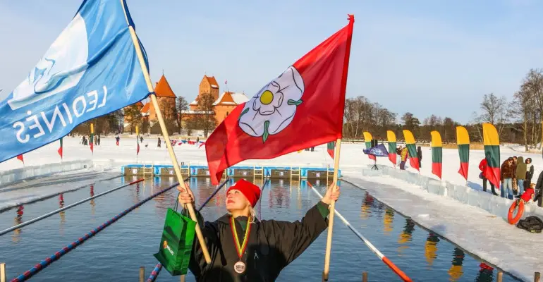 Alytiškė Živilė Balevičienė: „Žiemos plaukimas man nėra kova – tai malonumas, laisvė ir stiprybės pajautimas“