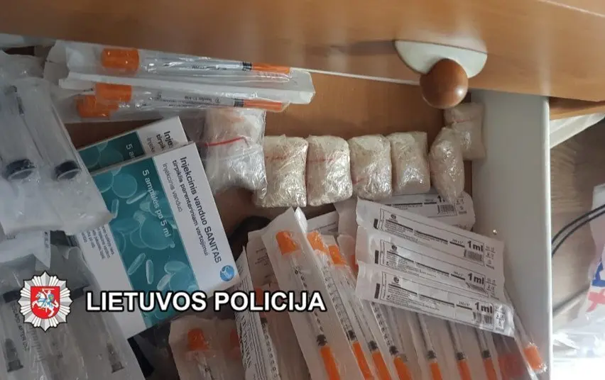 Rasta narkotinių medžiagų, kurių vertė nelegalioje rinkoje gali viršyti 18 000 eurų