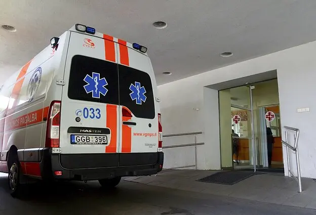 Joniškio rajone gaisras gyvenamajame name – vyras išvežtas į ligoninę