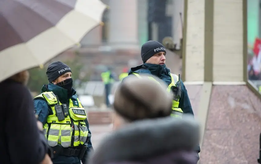 Sausio 13-osios protesto prie Seimo dalyviams pradėtos administracinės teisenos