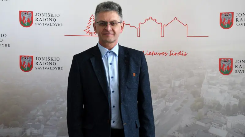 Darbą pradeda Infrastruktūros skyriaus vedėjas Raimundas Tiškevičius