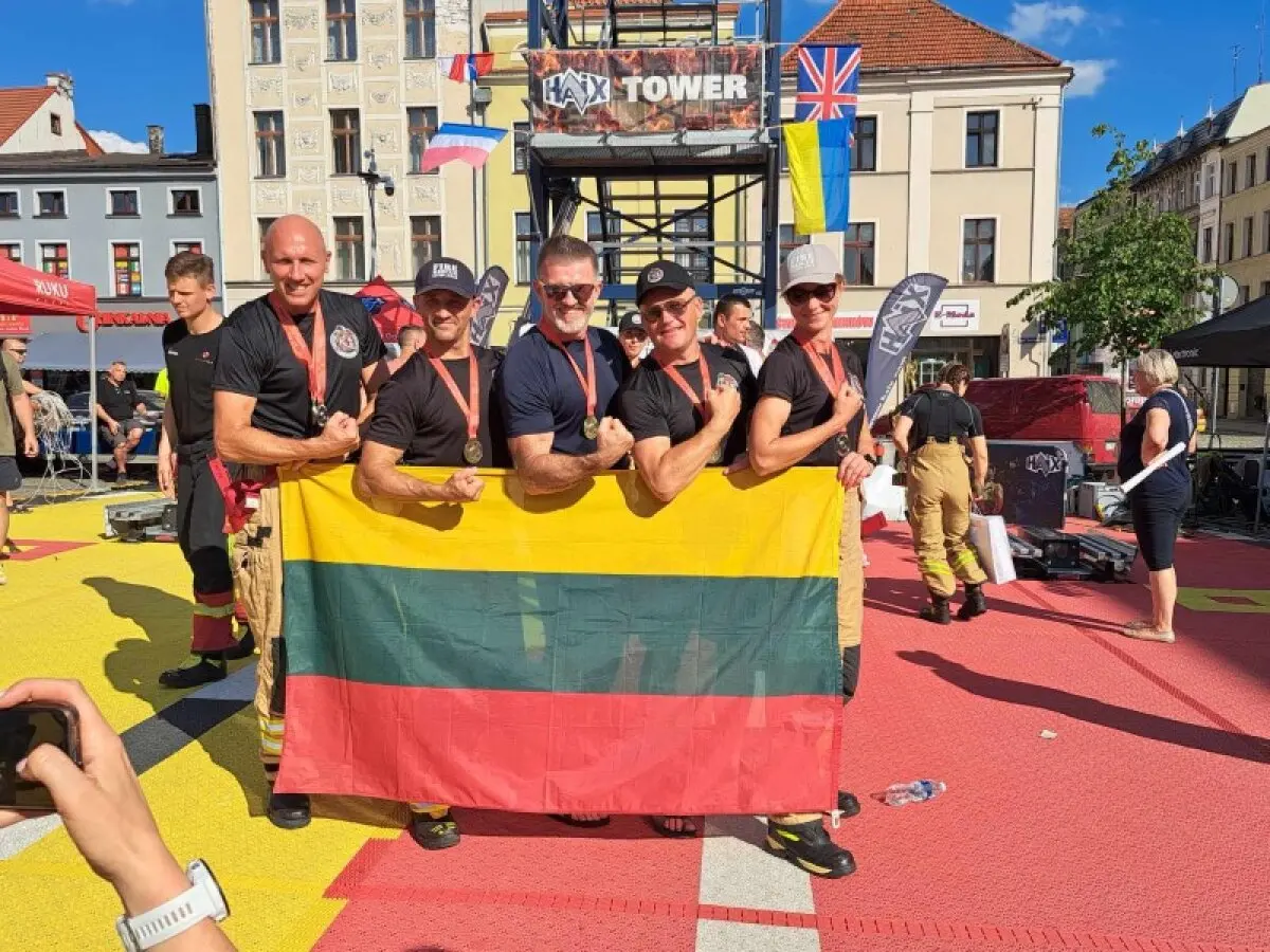 2024 metų FireFit Europos čempionate joniškiečių komandos ugniagesiai parodė įspūdingus rezultatus
