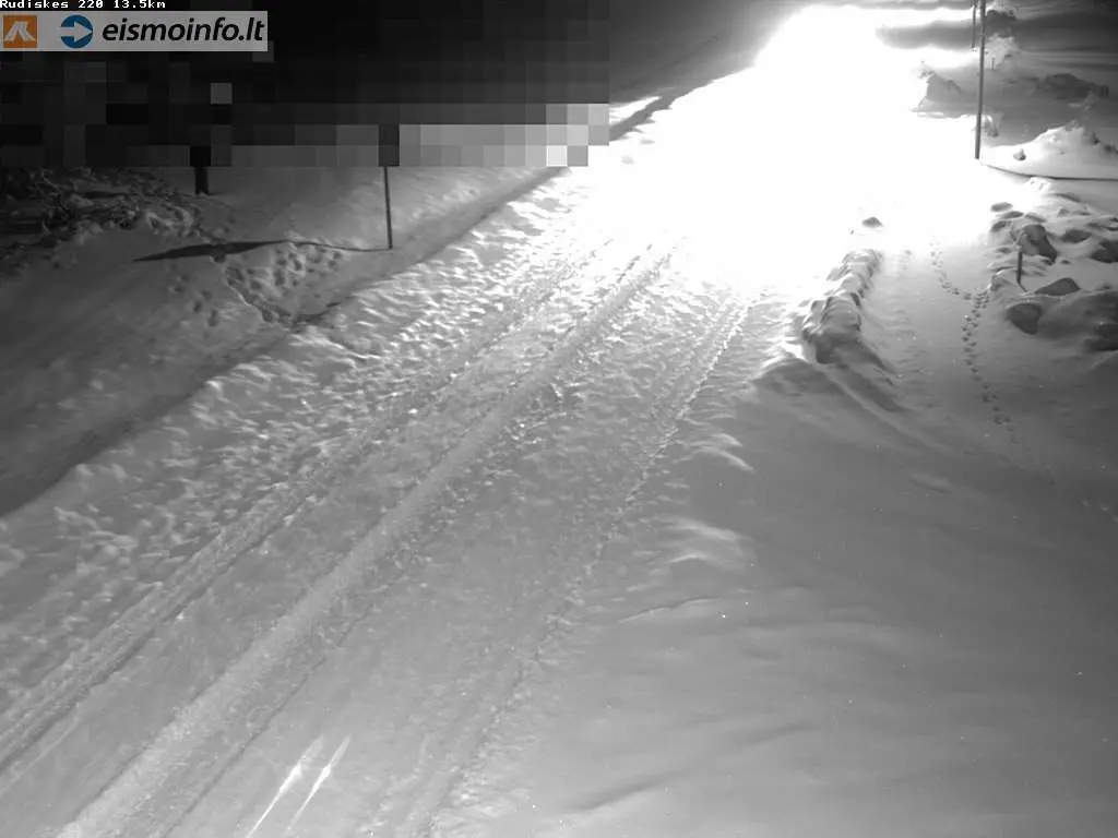 Eismo sąlygas sunkina snygis, pustymas ir pūga!