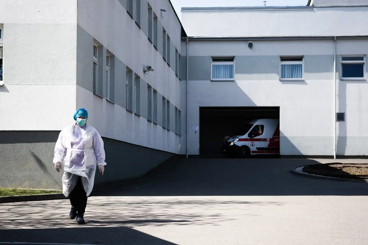 Atsiveriant daugiau sektorių, protrūkių žemėlapyje situacija išlieka stabili