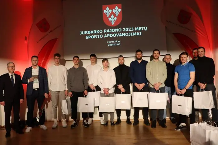 Pagerbti ir apdovanoti geriausi praėjusių metų Jurbarko sportininkai, komandos ir jų treneriai