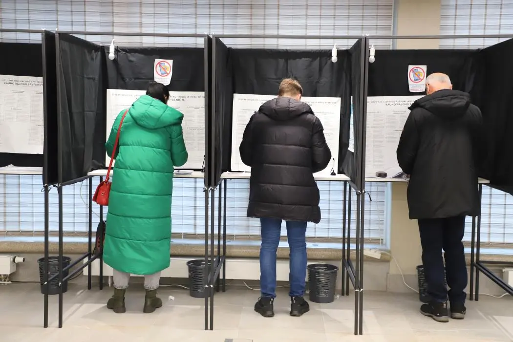 Prasidėjo išankstinis balsavimas antrame rinkimų ture