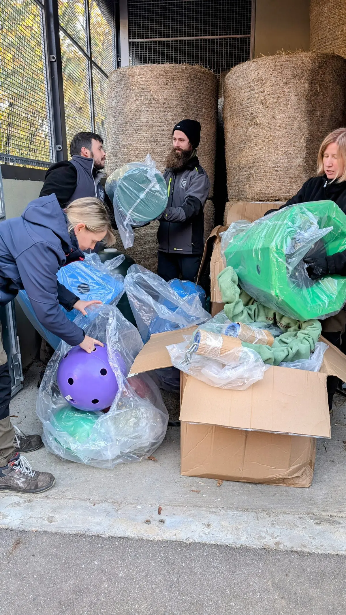 Lietuvos zoologijos sodo gyvūnus pasiekė naujos užimtumo priemonės