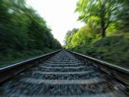 Dėl traukinių avarijų pradėti du ikiteisminiai tyrimai