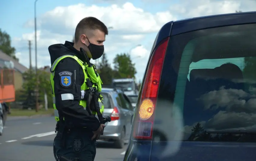 Policija šalia jūsų – 24 valandas per parą 7 dienas per savaitę
