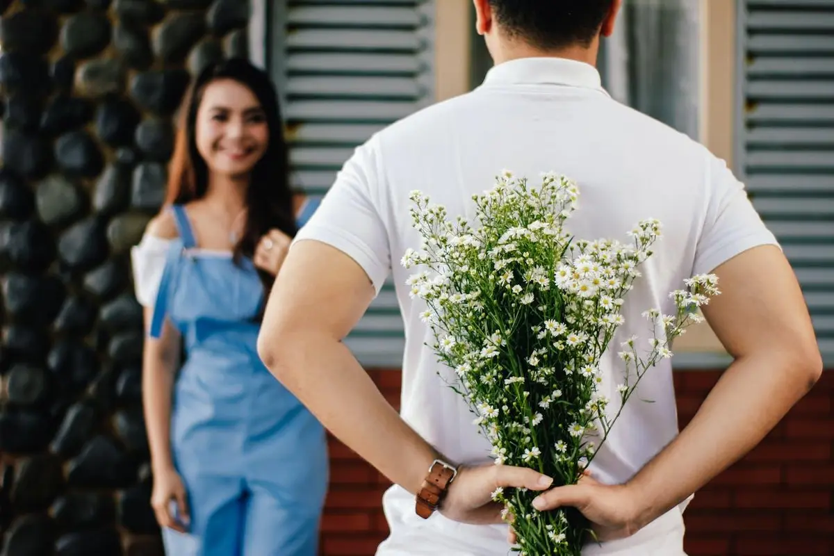 Kaip užmegzti gilesnį ryšį su partneriu be žodžių?
