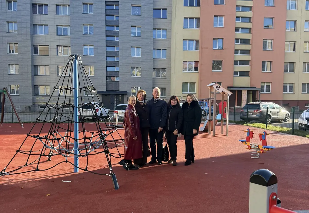 Aplankyta vaikų žaidimų aikštelė Mackevičiaus kvartale