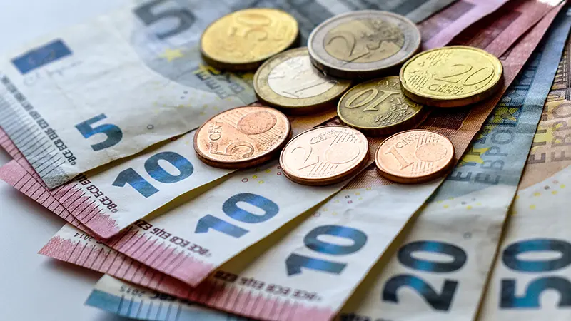 2026-aisiais atnaujinamos „Sodros“ išmokų ribos: kas keičiasi