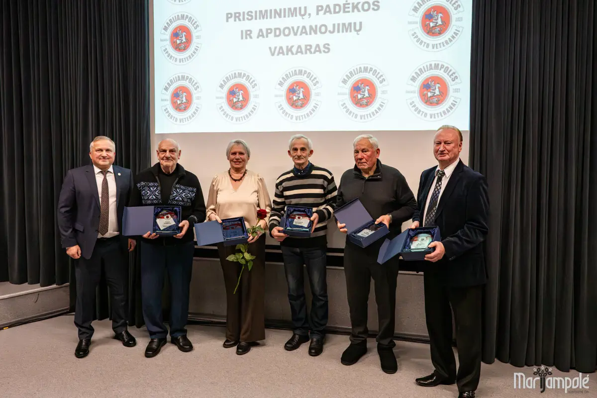 Jubiliejinis sporto veteranų vakaras Marijampolėje – pagarba patirčiai, bendrystei ir miesto sporto istorijai