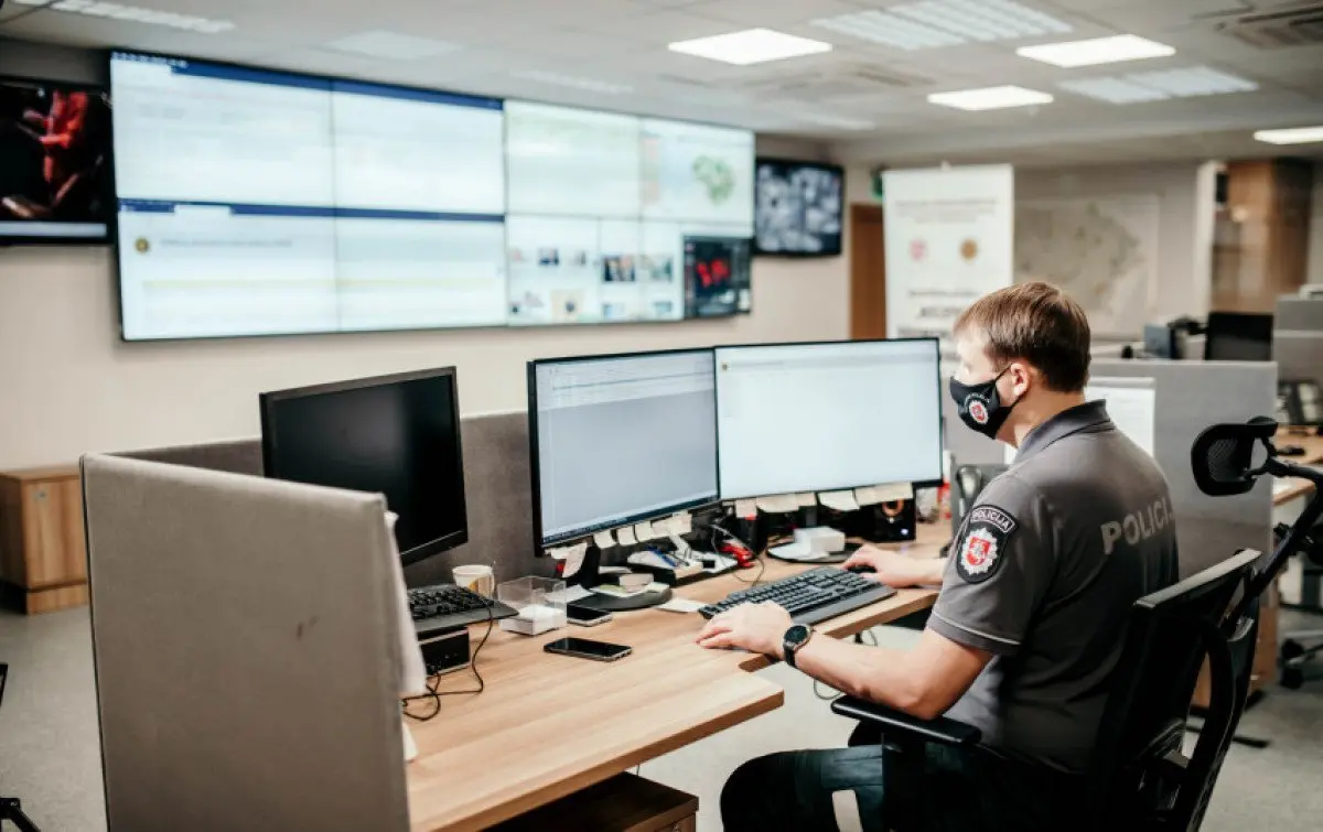 Elektroninėje erdvėje pradeda „patruliuoti“ policijos virtualus patrulis