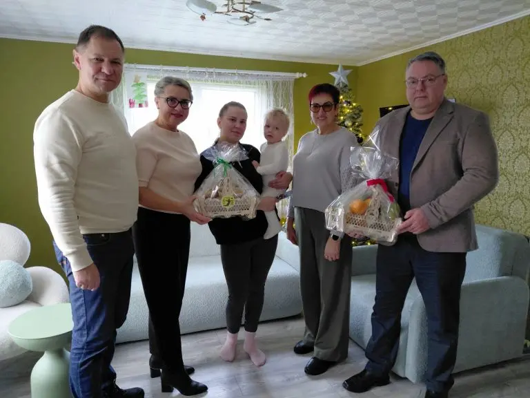 Gera širdis keičia pasaulį – Pagėgiuose surengtas labdaros smiginio turnyras