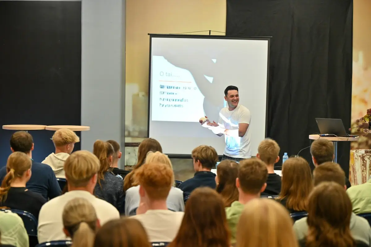 Panevėžio ugdymo įstaigos sėkmingai dalyvauja „Lietuvos Junior Achievement“ veikloje