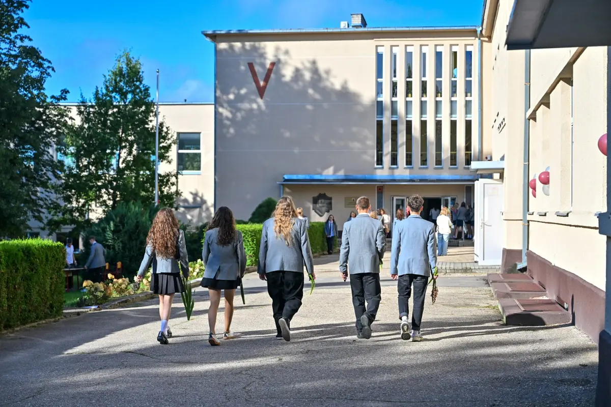 Panevėžio pedagogai apdrausti nelaimingų atsitikimų draudimu visiems mokslo metams