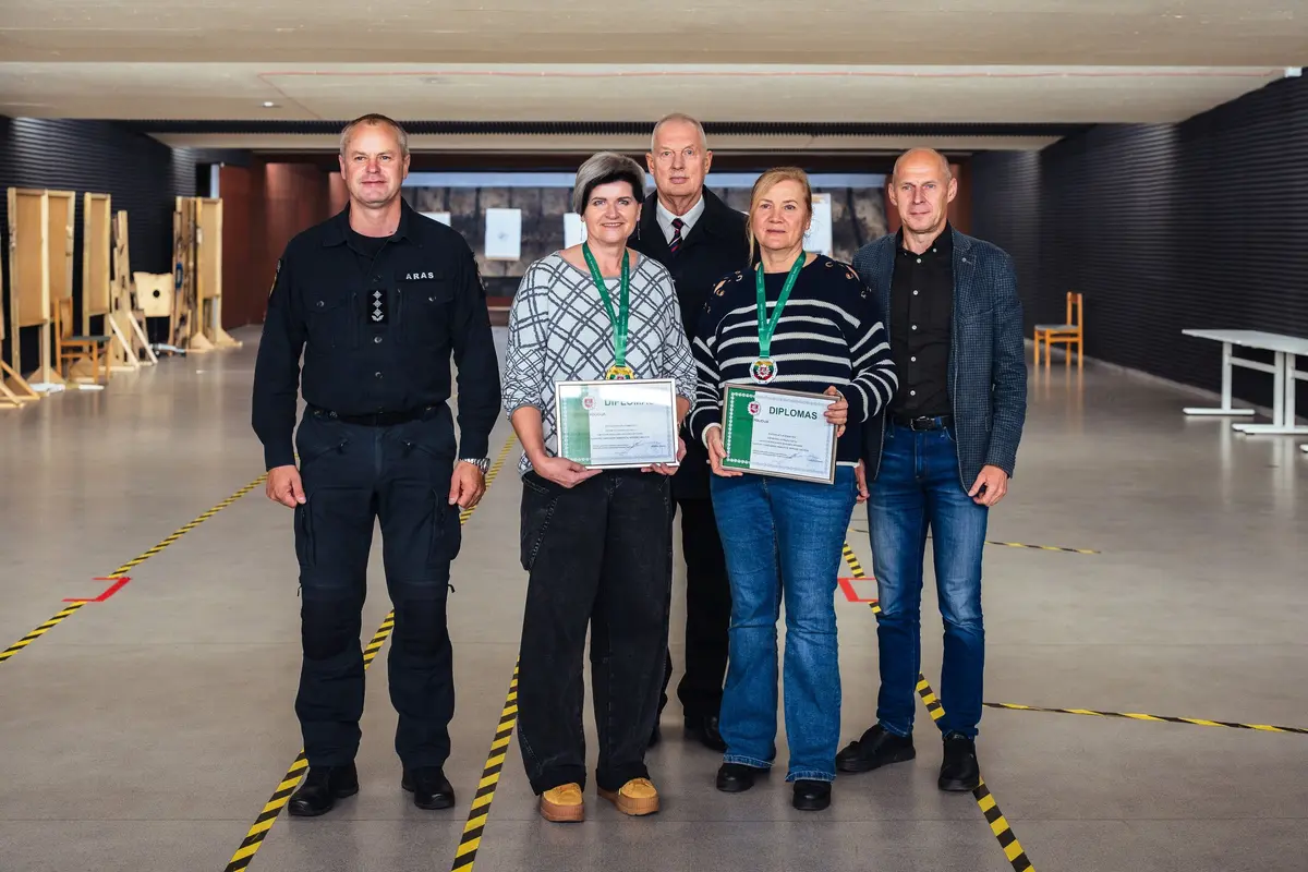 Lietuvos policijos šaudymo varžybose Panevėžio apskr. pareigūnė laimėjo I – ąją vietą