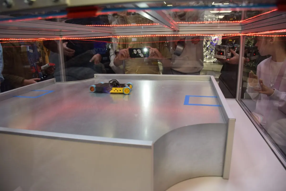 Panevėžyje vyks tarptautinės robotikos varžybos „Robotų fiesta 2025“