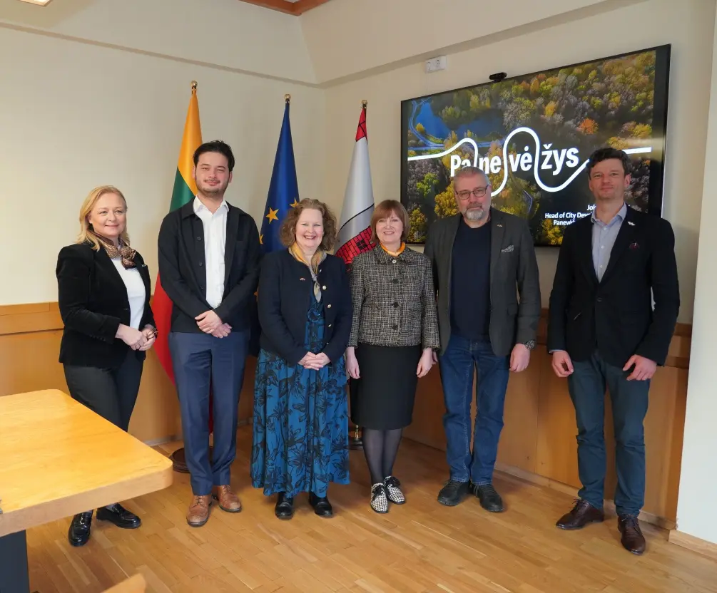 Panevėžio miesto savivaldybėje lankėsi Jungtinės Karalystės ambasadorė Lietuvoje