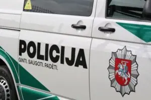 Panevėžio rajone susidūrė du automobiliai – sužaloti žmonės