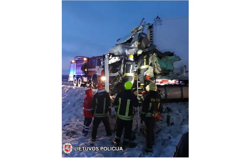 Skaudi avarija kelyje „Via Baltica“, žuvo 2 žmonės
