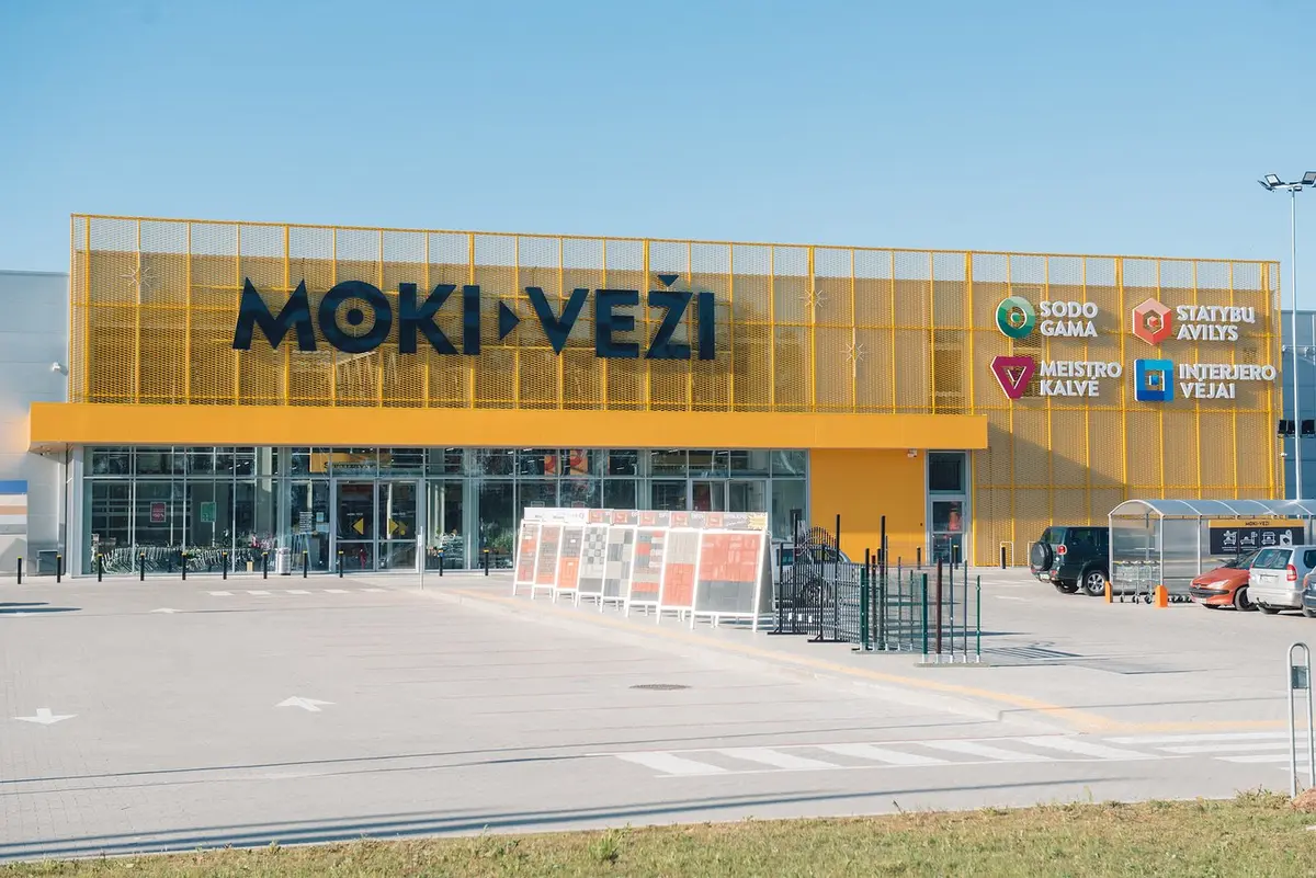 „MOKI VEŽI“ atveria parduotuvių duris