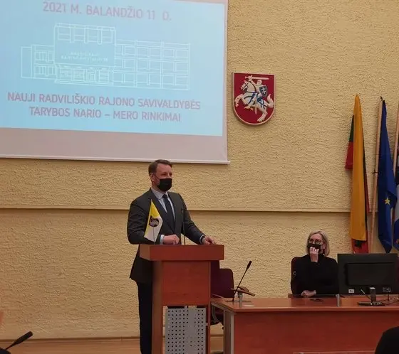 Apylinkių rinkimų komisijų pirmininkai pasižadėjo sąžiningai ir garbingai atlikti savo pareigas rinkimų komisijose