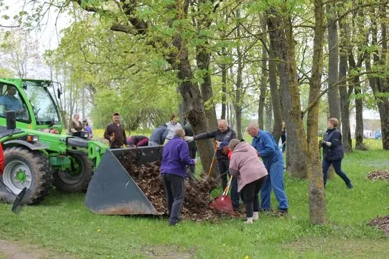 Akcija „Darom“ subūrė pociūnėliečius darbui