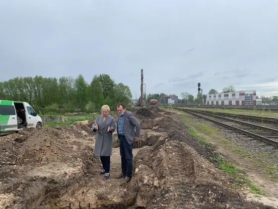 Įvyko Radviliškio rajono savivaldybės vadovų pasitarimas su rangovais, vykdančiais susisiekimo komunikacijų projektus rajone