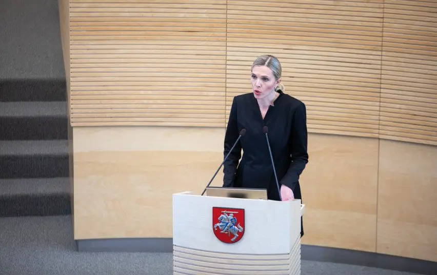 Vyriausybė pritarė VRM pasiūlymui įvesti nepaprastąją padėtį Lietuvoje nuo penktadienio