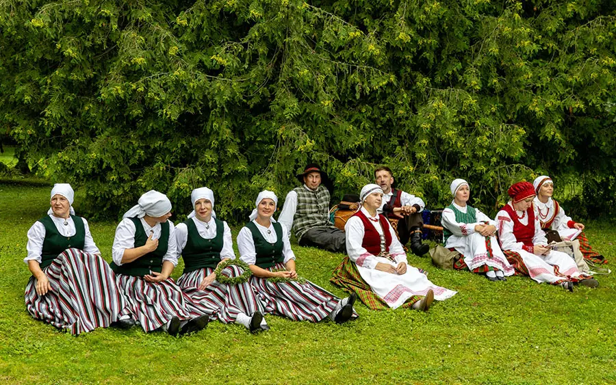 Baisogaloje nuvilnijo 23-asis tarptautinis folkloro festivalis „Nemirštanti tautos gaida“