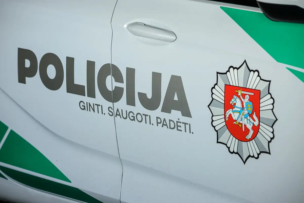 Savaitgalio kriminalai Radviliškio rajone: jaunuolio sužalojimas, vagystės iš prekybos centrų ir rastas vyro lavonas