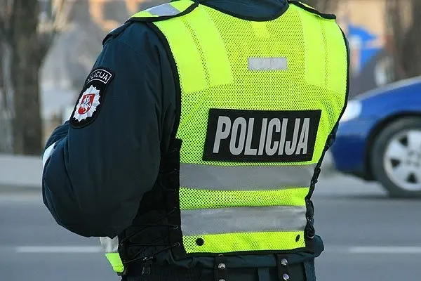 Radviliškyje – trys narkotikų atvejai ir stambus sukčiavimas