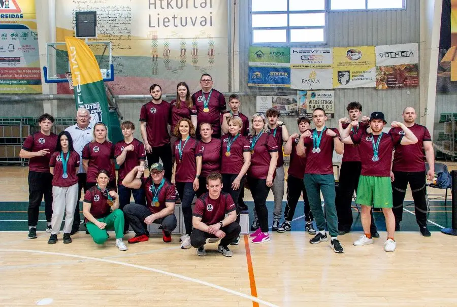 Tarptautinis rankų lenkimo turnyras „Radviliškis CUP 2026“