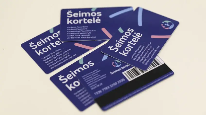 Teisė naudotis šeimos kortelės privilegijomis suteikiama ir šeimynoms