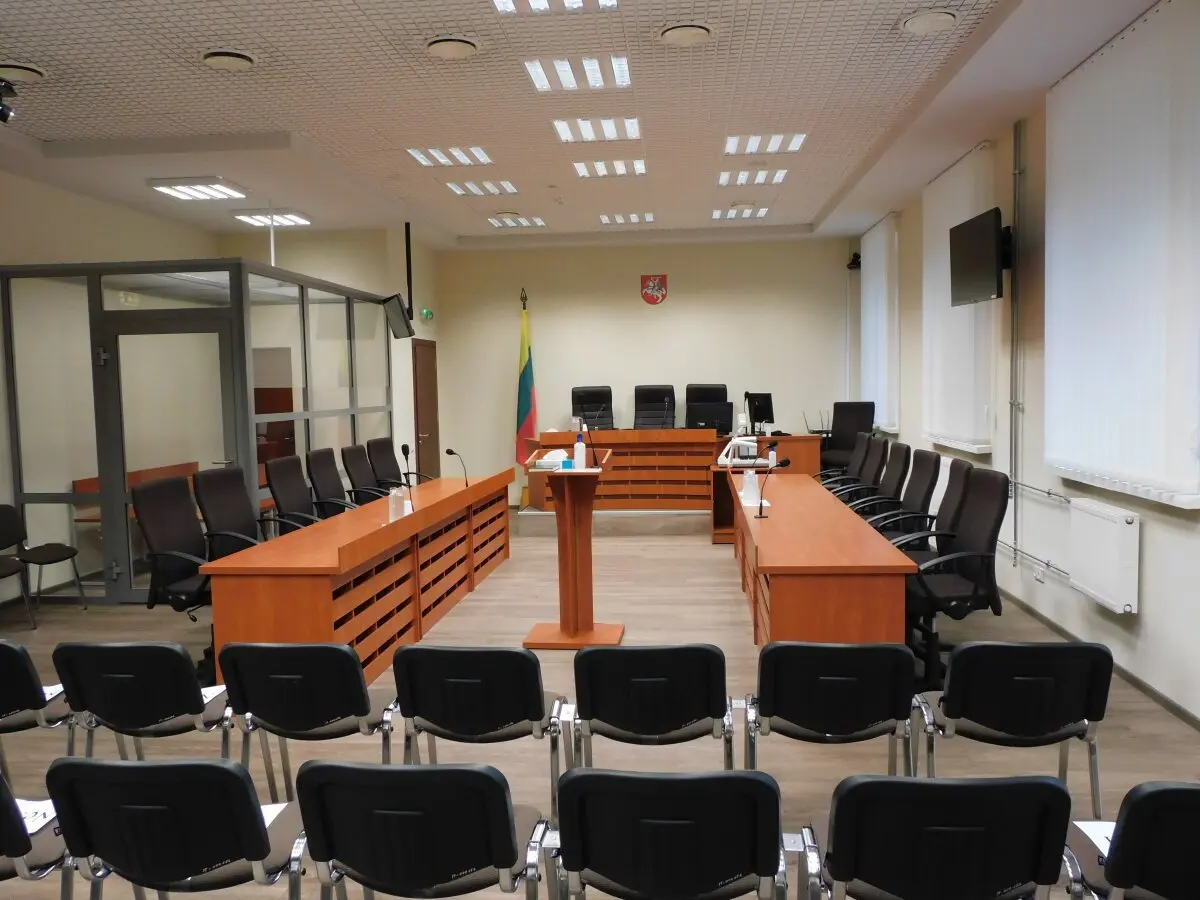 UAB „Raseinių vandenys“ korupcijos bylos nagrinėjimas atidėtas dėl kaltinamojo sveikatos būklės