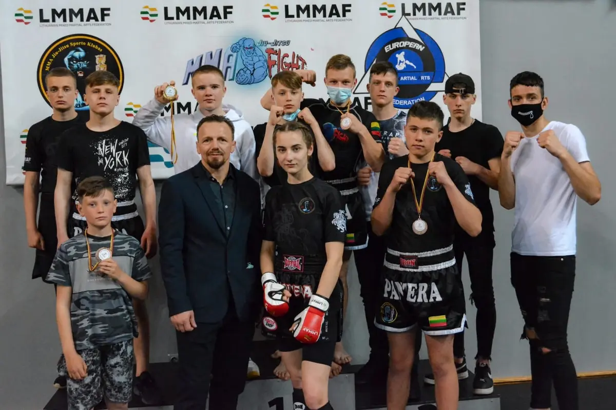 Jonavoje vykusiame Baltijos šalių MMA čempionate gerai pasirodė sporto klubo Pantera komanda