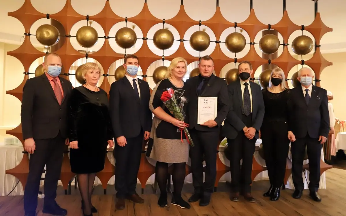Penktadienio popietę Raseiniuose – rajono žemdirbių šventė „Derliaus Kraitė“