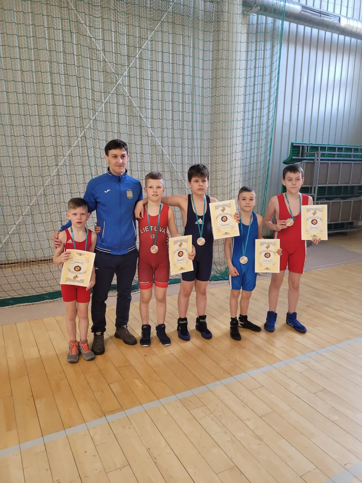 Raseinių „Lūšis“ imtynininkų komanda dalyvavo turnyre Radviliškyje