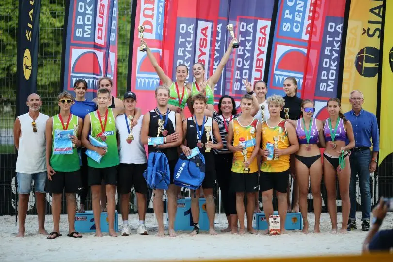 Lietuvos paplūdimio tinklinio jaunimo čempionai – iš Klaipėdos, Raseinių, Kelmės ir Kauno