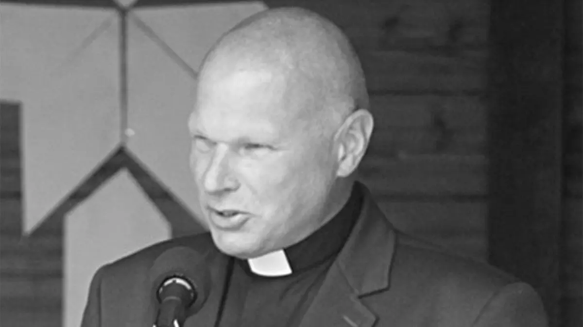 Netektis. Mirė Nemakščių Švč. Trejybės parapijos klebonas kunigas Arūnas Bladžius