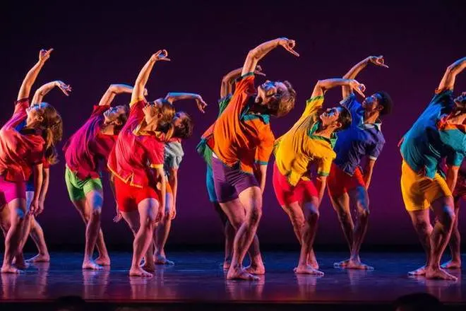 Raseinių rajono kultūros centro šokių kolektyvas „L Dance“ kviečia prisijungti prie kolektyvo