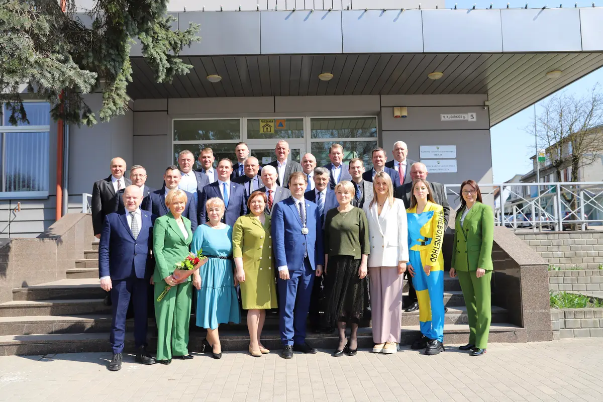 Vyko pirmasis naujai išrinktos 2023-2027 m. kadencijos Raseinių rajono savivaldybės tarybos posėdis