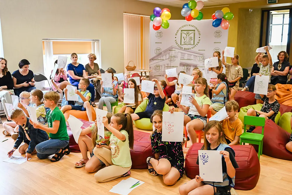 Nuotykiais kvepianti vasara bibliotekoje