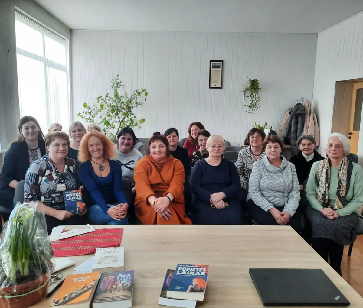 Susitikimas su rašytoja Eva Tombak Girkalnyje