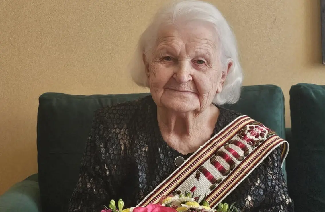 Raseinių kraštas pagerbė šimtmetį pasitikusią Domicelę Kapačinskienę