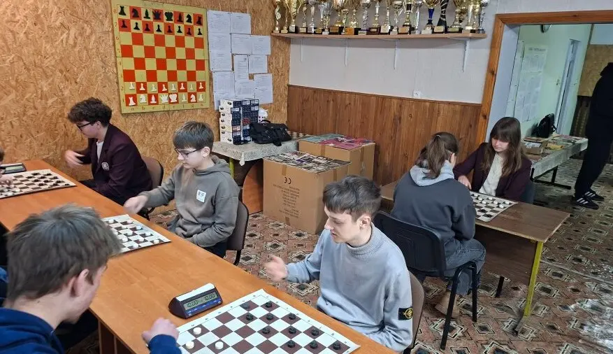 Rajono mokyklų žaidynėse – Viduklės Simono Stanevičiaus gimnazijos šaškininkų bronza